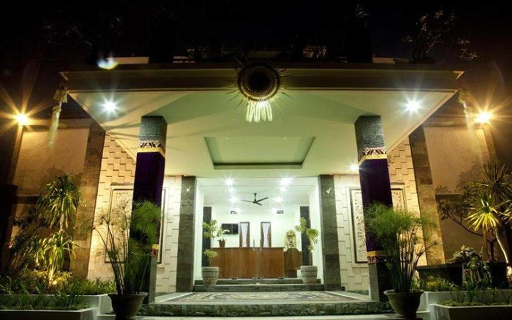 Teges Inn Kuta Kuta Lombok Zewnętrze zdjęcie